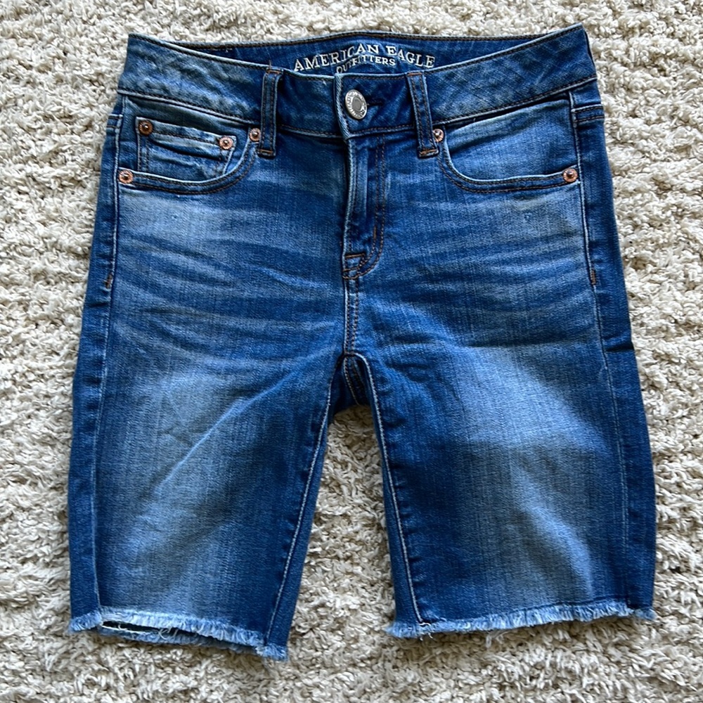 AE skinny Bermuda jean shorts